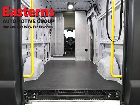 Used 2024 RAM ProMaster 3500 w/ Delivery Van Package FWD image 9