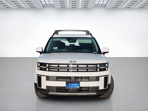 Used 2026 Hyundai Santa Fe SEL FWD image 2