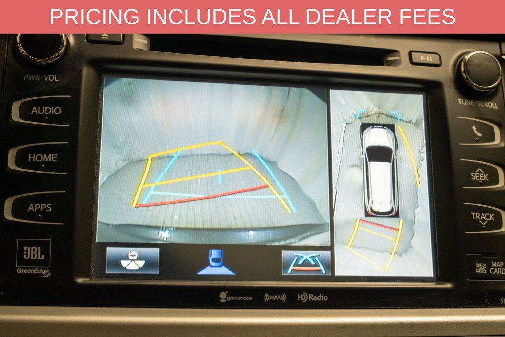 Used 2017 Toyota Highlander Limited Platinum AWD/4WD image 16