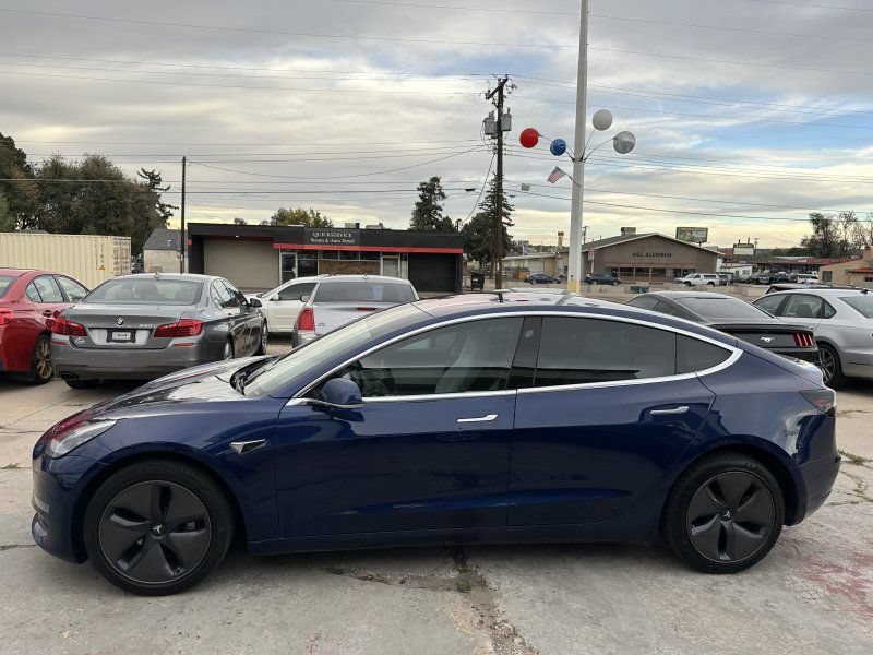 Used 2018 Tesla Model 3 Long Range AWD/4WD image 4
