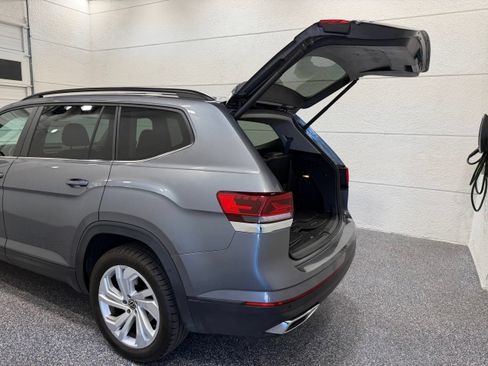Used 2023 Volkswagen Atlas SE FWD image 25