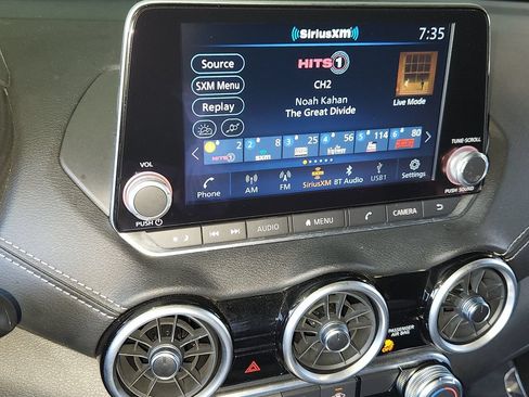 Used 2025 Nissan Sentra SV FWD image 18