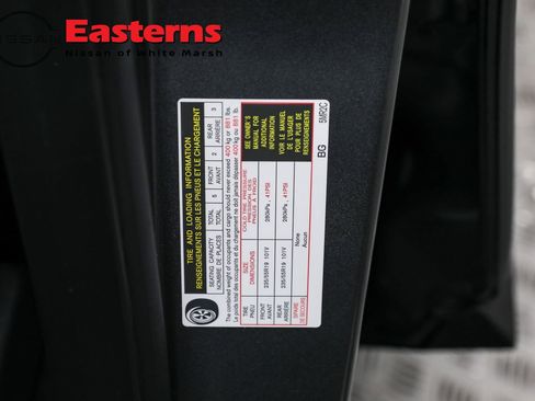 Used 2023 Nissan Ariya FWD image 33