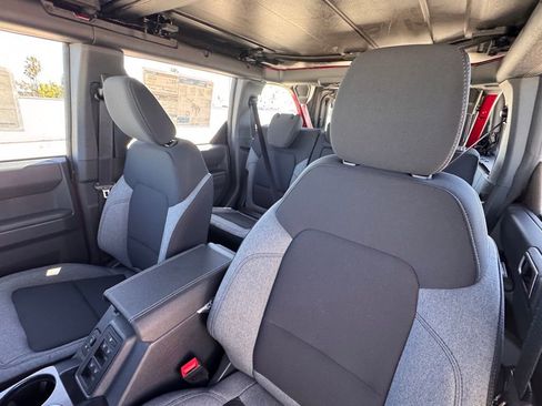 New 2026 Ford Bronco 4-Door image 18