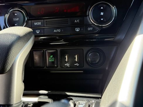 Used 2023 Mitsubishi Eclipse Cross LE AWD/4WD image 28