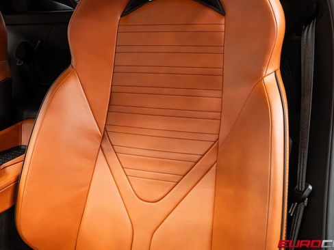 Used 2025 Lamborghini Revuelto AWD/4WD image 50