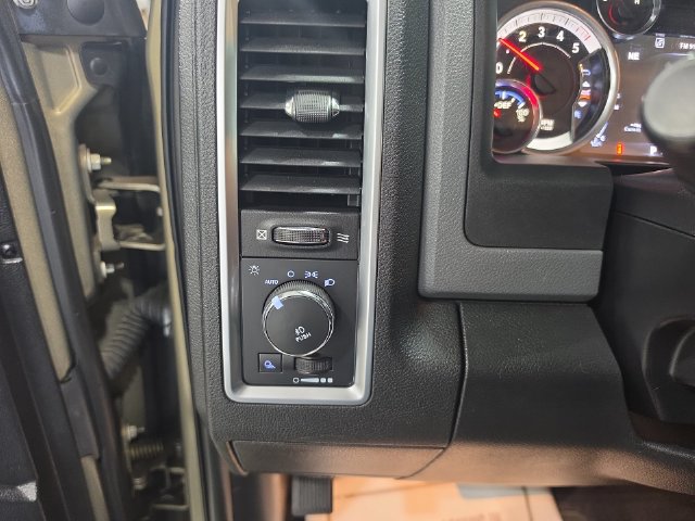 Used 2015 RAM 1500 Outdoorsman AWD/4WD image 19