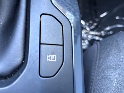 Used 2025 Kia K4 EX FWD image 33