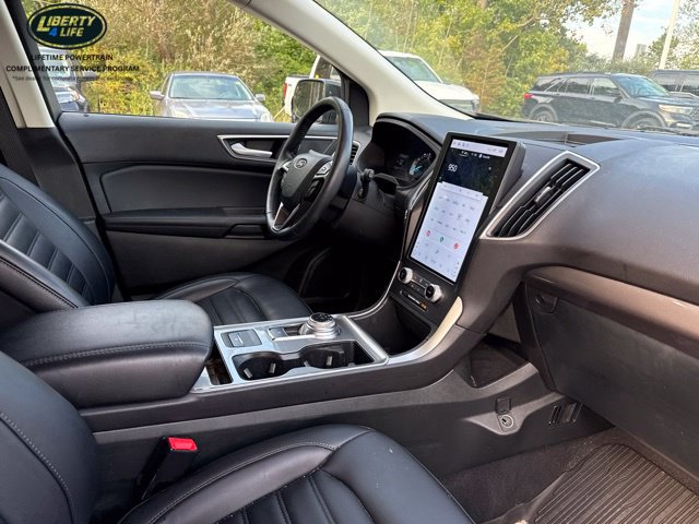 Certified 2024 Ford Edge SEL w/ Convenience Package AWD/4WD image 10