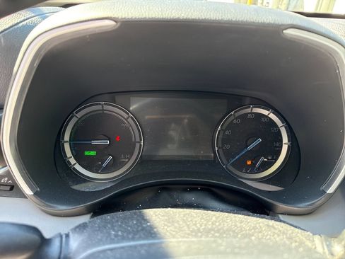 Used 2021 Toyota Highlander XLE AWD/4WD image 22