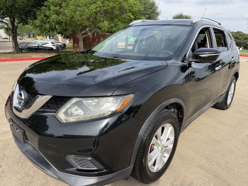 Used 2014 Nissan Rogue SV w/ SV Premium Package FWD image 3