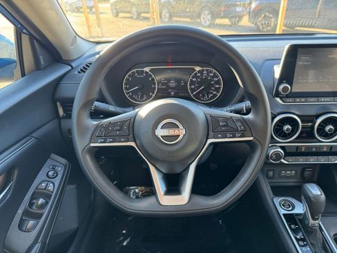 Used 2024 Nissan Sentra SV image 29