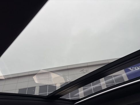 Certified 2023 Volvo S60 B5 Plus w/ Climate Package image 31