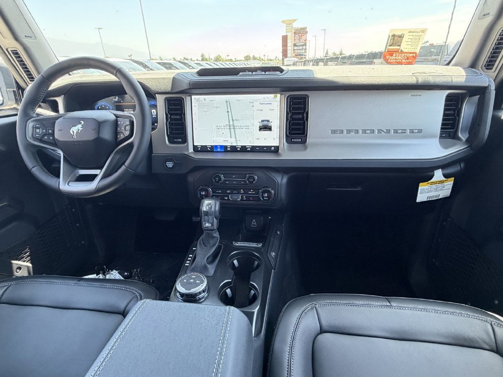 Used 2026 Ford Bronco Outer Banks AWD/4WD image 14