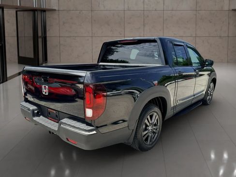 Used 2017 Honda Ridgeline Sport image 3