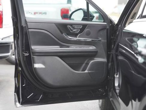 Used 2024 Lincoln Corsair FWD w/ Equipment Group 101A image 30