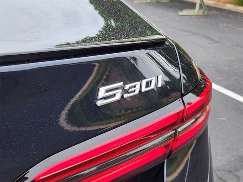 Used 2026 BMW 530i xDrive w/ M Sport Package AWD/4WD image 19