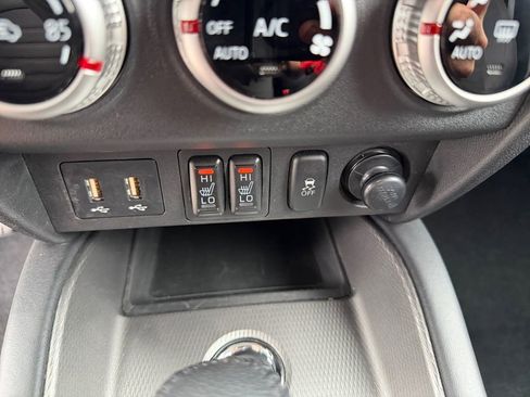 Used 2026 Mitsubishi Outlander Sport SE AWD/4WD image 19