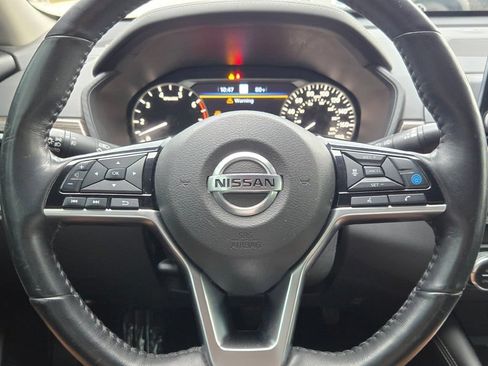 Used 2020 Nissan Altima 2.0 Platinum FWD image 25