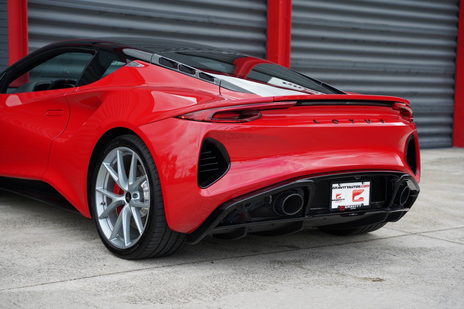 Used 2025 Lotus Emira RWD image 7