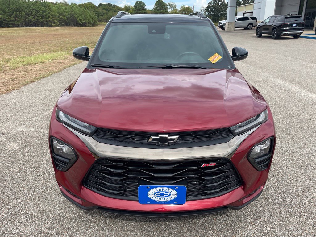 Used 2023 Chevrolet TrailBlazer RS w/ Sun and Liftgate Package FWD image 10