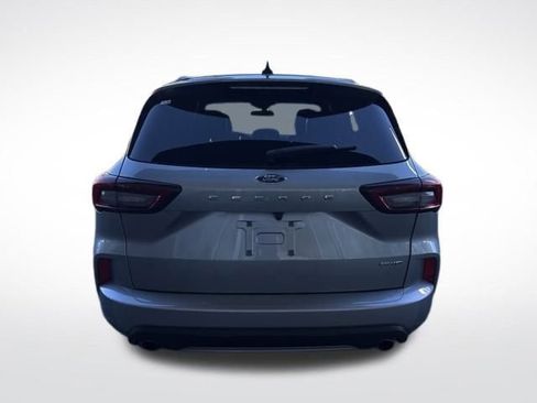 Used 2024 Ford Escape ST-Line image 6