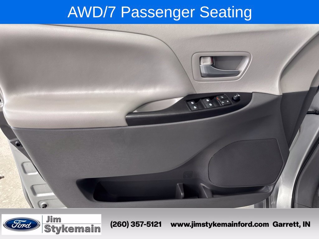 Used 2019 Toyota Sienna LE AWD/4WD image 19