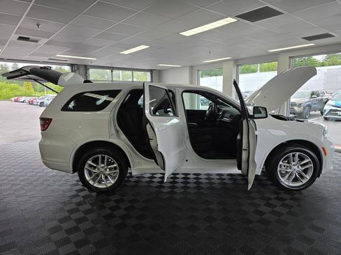 Used 2025 Dodge Durango GT AWD/4WD image 17