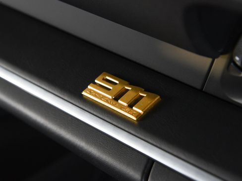 Used 2023 Porsche 911 Sport Classic RWD image 8