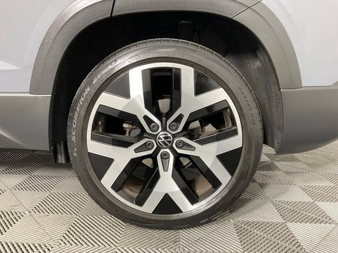 Used 2023 Volkswagen Taos SEL AWD/4WD image 10