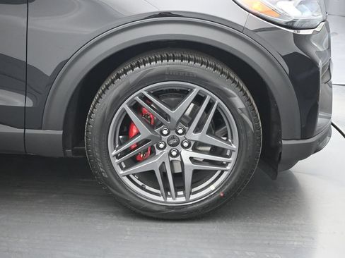 New 2026 Ford Explorer ST RWD image 24