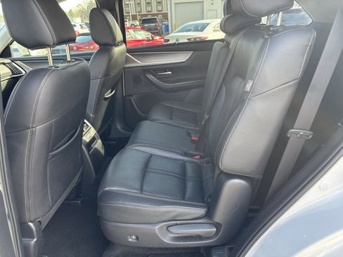 Used 2024 MAZDA CX-90 3.3 Turbo w/ Preferred Plus image 9