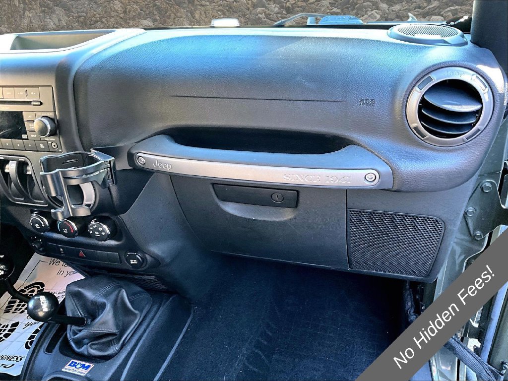 Used 2015 Jeep Wrangler Sport AWD/4WD image 12