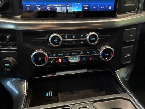 Used 2022 Ford F150 Lariat w/ Equipment Group 502A High image 23