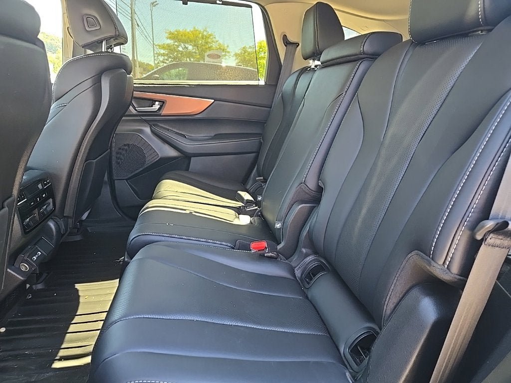 Used 2022 Acura MDX w/ Technology Package AWD/4WD image 13