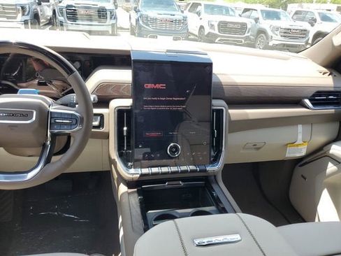 New 2026 GMC Yukon XL Denali AWD/4WD image 14