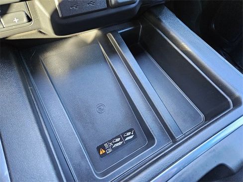 Used 2020 GMC Sierra 2500 AT4 w/ AT4 Premium Package image 27