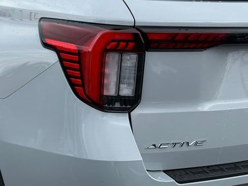 New 2026 Ford Explorer Active image 10