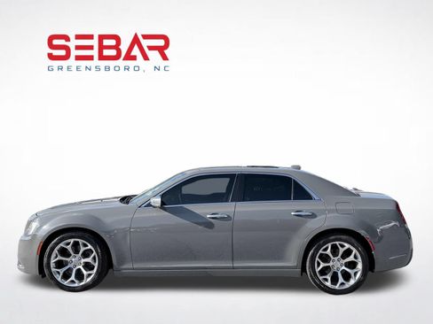 Used 2018 Chrysler 300 C w/ Safetytec Plus Group RWD image 11