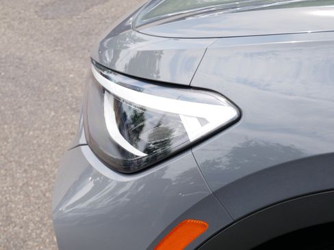 Used 2025 Volkswagen ID.4 Pro AWD/4WD image 16