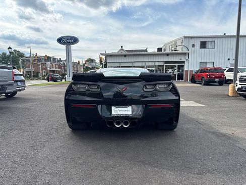 Used 2015 Chevrolet Corvette Z06 RWD image 5