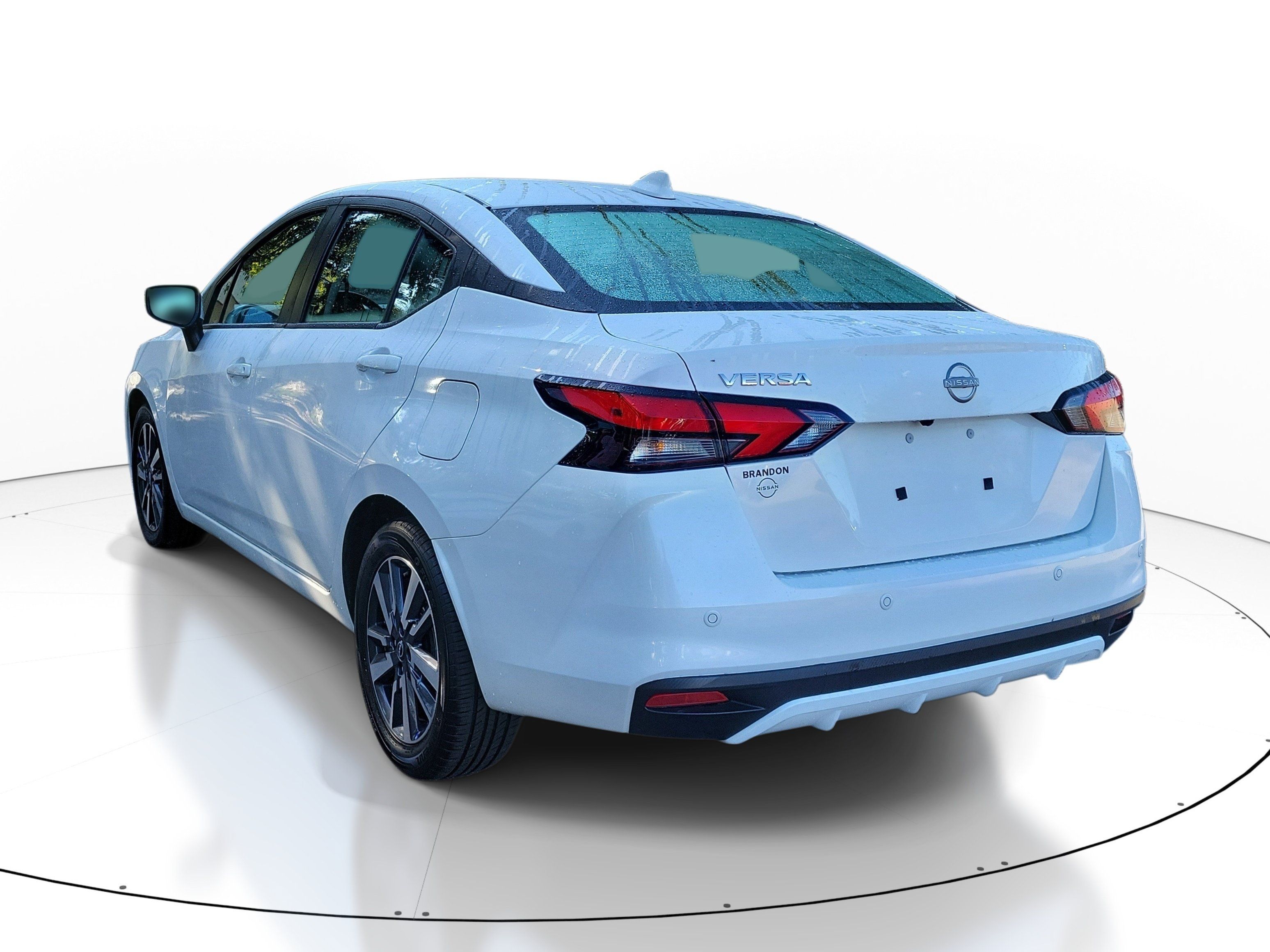 Certified 2025 Nissan Versa SV FWD image 5
