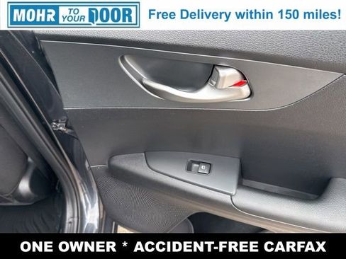 Used 2020 Kia Forte FE image 29