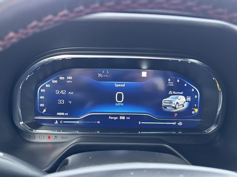 Used 2022 Chevrolet Tahoe RST w/ Sport Performance Package image 28