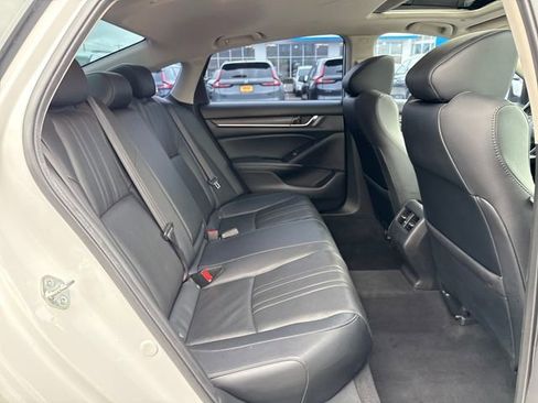 Used 2018 Honda Accord EX-L image 10