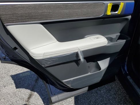 New 2025 Hyundai Santa Fe Calligraphy image 8