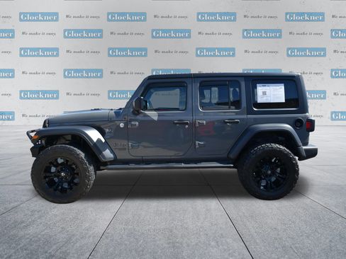 Used 2018 Jeep Wrangler Unlimited Sport image 10