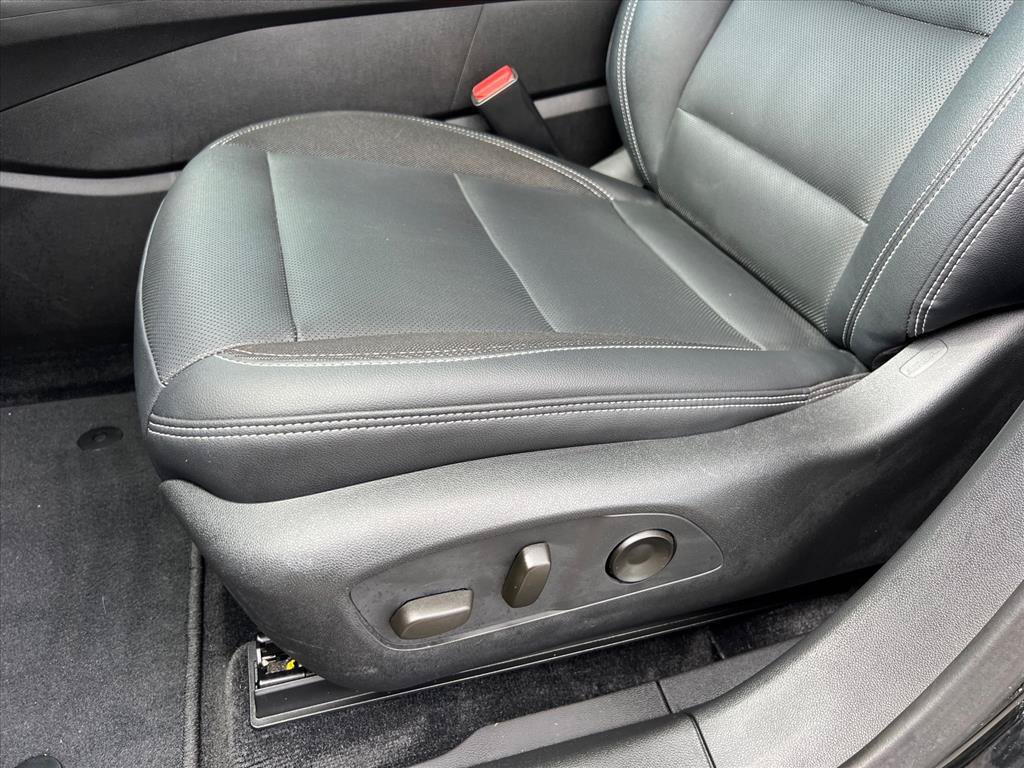 Used 2024 Chevrolet Blazer EV LT AWD/4WD image 24