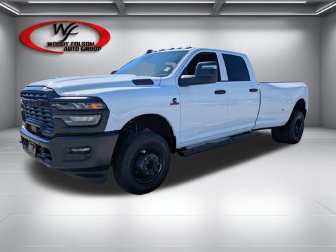 New 2026 RAM 3500 Tradesman AWD/4WD image 10
