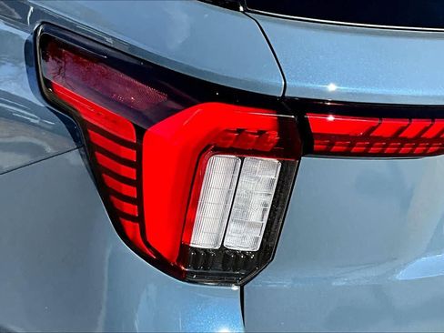 New 2026 Ford Explorer Active w/ Active Comfort Package RWD image 14